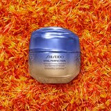 Shiseido Vital Perfection Overnight Firming Advanced Treatment nočna lifting in učvrstitvena krema 50 ml | Shoptok.si
