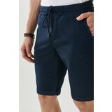 ALTINYILDIZ CLASSICS Men's Navy Blue Slim Fit Slim Fit Normal Waist Flexible Casual Shorts with Side Pockets Cene