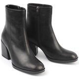 Capone Outfitters Women's Capone Round Toe Boots with Zipper at the Side. | shoptok.hr
