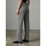 Sinsay Elegantne hlače straight leg s udjelom viskoze | shoptok.hr