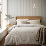 Catherine Lansfield Bež flanelska posteljina za bračni krevet/za produženi krevet 230x220 cm Sheep – | shoptok.hr
