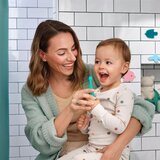 Foreo Issa™ Baby sonična električna četkica za zube za djecu Kiwi Green Panda | shoptok.hr