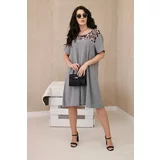 Kesi Dress with an animal motif in gray color