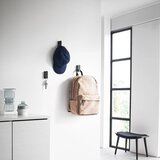 YAMAZAKI Črni kovinski stenski obešalniki v kompletu 3 ks Tower – | Shoptok.si