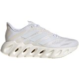 Adidas Tekaški čevelj 'Switch Fwd ' pastelno modra / bela | Shoptok.si