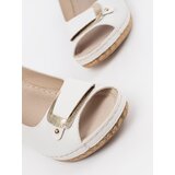 Shelvt White sandals on a low wedge espadrilles | Shoptok.si