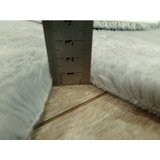 Conceptum Hypnose tepih daisy plush light grey 120 x 120 (202BLY1195) | ePonuda.com