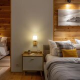  Brilagi - Zidna lampa NUBILA WOOD 1xE27/25W/230V hrast/bela | Eponuda.com