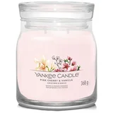 Pink Cherry & Vanilla dišeča sveča Signature 368 g