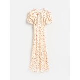 Reserved Maxi haljina s uzorkom - krem | shoptok.hr