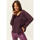 Olalook Women's Plum Buttoned Loose Sweater Cene