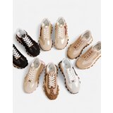 Resti Women's sporty sneakers on a thicker sole Aloqa | Shoptok.si