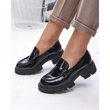 Resti Lacquered black moccasins for women Tygriss- Footwear | ePonuda.com