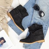 Resti Black boots a'la cowgirls on a covered anchor Daressco - Footwear | ePonuda.com