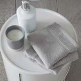 Catherine Lansfield Svetlo sive frotirne bombažne brisače v kompletu 2 ks 30x30 cm Zero Twist – | Shoptok.si