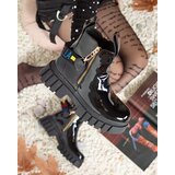 Resti Women's black patent leather boots Poirop | ePonuda.com