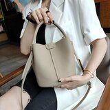 Dardanar Ženska torba za čez ramo iz telečjega usnja Round Bucket Tote, (21156560) | Shoptok.si