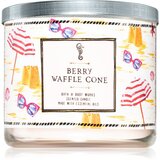 Bath & Body Works Berry Waffle Cone mirisna svijeća 411 g | shoptok.hr