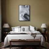  Slika - Feminine Delicacy (1 Part) Vertical 40x60 U crnom drvenom okviru | shoptok.hr