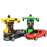 Magic Toys Dirkalni avto: Robot, ki se preoblikuje v več različicah kolesarskega športnega avtomobila, 13 cm. Cene