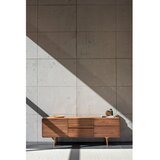 Gazzda Rjava TV omarica iz masivnega oreha 180x65x45 cm Fawn – | Shoptok.si