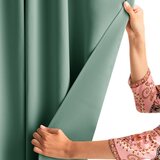 Restilo Svijetlo zelena zatamnjujuća/termo izolacijska zavjesa 140x270 cm Pleat – | shoptok.hr