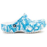 Crocs Natikači Classic Duke Print Clog 210003 Modra | Shoptok.si