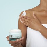 Emma Hardie Amazing Body Moringa Luxury Body Butter maslac za tijelo s hidratantnim i umirujućim učinkom 200 ml | shoptok.hr