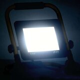 vidaXL LED reflektor z ročajem 50 W hladno bel | Shoptok.si