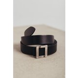 Legendww crni kais sa cetvrtastom metalnom kopcom | ePonuda.com