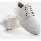 Gemre White men's derby shoes decorated with embossing Emer | ePonuda.com