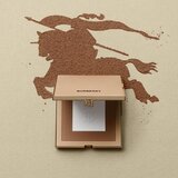 Burberry Beyond Wear Powder matirajoči puder z gladilnim učinkom Deep 04 11 g | Shoptok.si