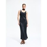 Reserved Midi haljina od liocelnih vlakana - crno | shoptok.hr