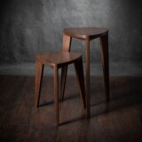 Meda_Furniture Takai set pomoćnih stočića od orahovine - visoki set 45cm i 60cm u