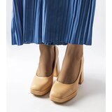 Gemre Beige high block heel pumps Mailly | ePonuda.com