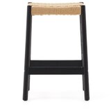 Kave Home Črni/v naravni barvi barski stoli v kompletu 2 ks iz masivnega hrasta (višina sedeža 66 cm) Yalia – | Shoptok.si