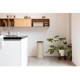 Brabantia Bež željezna kanta za smeće na dodir 30 l Touch Bin – | shoptok.hr