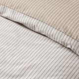 Catherine Lansfield Bela/bež podaljšana posteljnina za zakonsko posteljo 230x220 cm Oxford Pinstripe – | Shoptok.si