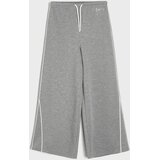 Sinsay Oversize sportske hlače s kontrastnim Active trakama | shoptok.hr