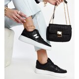 Gemre Black sneakers on a white platform Mentha | Shoptok.si