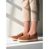 Resti Women's low shoes with a decoration on the toe | Shoptok.si