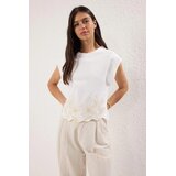 TRENDYOLMILLA Ženska majica TWOSS25TS00209, Bela Cene