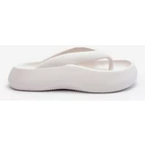 Kesi Women's Foam Slippers White Roux