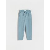 Reserved - Chino hlače isprana izgleda - svjetloplavo | shoptok.hr