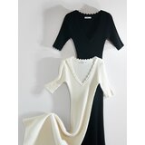 Reserved - Haljina od žerseja s ukrasnim detaljima - crno | shoptok.hr