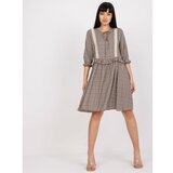 Fashion Hunters Casual brown dress with 3/4 RUE PARIS sleeves Cene