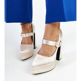 Gemre Light beige pumps on a high block heel Mikea | shoptok.hr