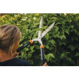 Fiskars škarje za živo mejo HS21 (1026827) | Shoptok.si