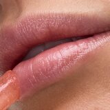 Catrice Jelly Spark Lip Balm balzam za ustnice za toniranje za bleščeč sijaj odtenek 030 Glitter BAE 2.5 g | Shoptok.si