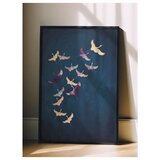 Wallxpert uramljena slika 115200, jato zlatnih i ljubičastih ždralova na tamnoplavoj pozadini, 30 x 40 cm, crni ram | Eponuda.com